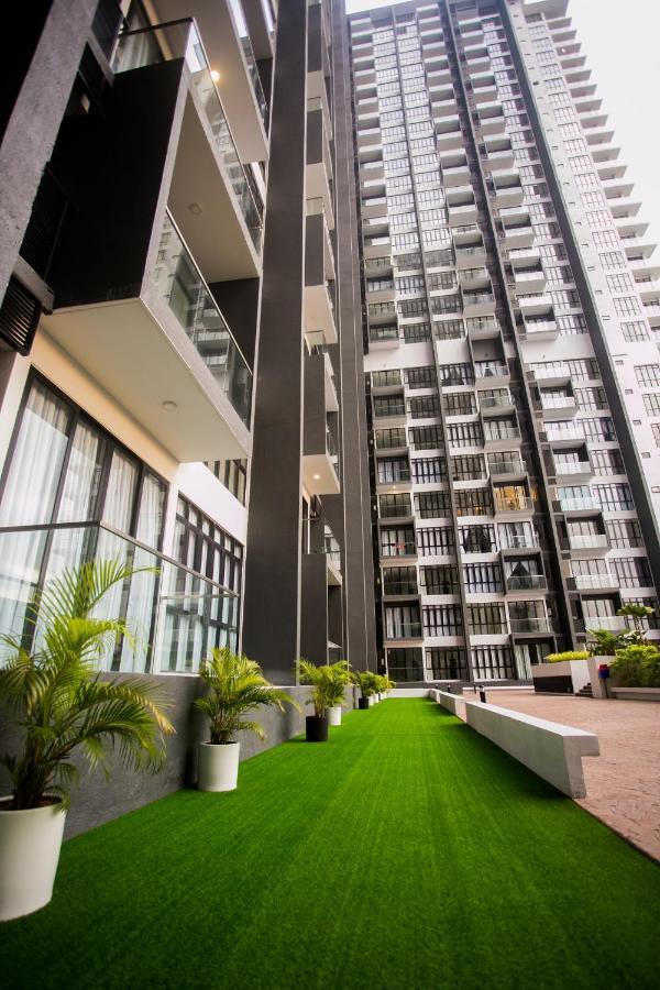 D'Pristine Medini By The One - 8Min Walk To Legoland Apartamento Nusajaya  Exterior foto